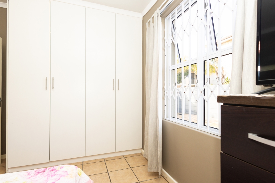 2 Bedroom Property for Sale in Viking Village Western Cape